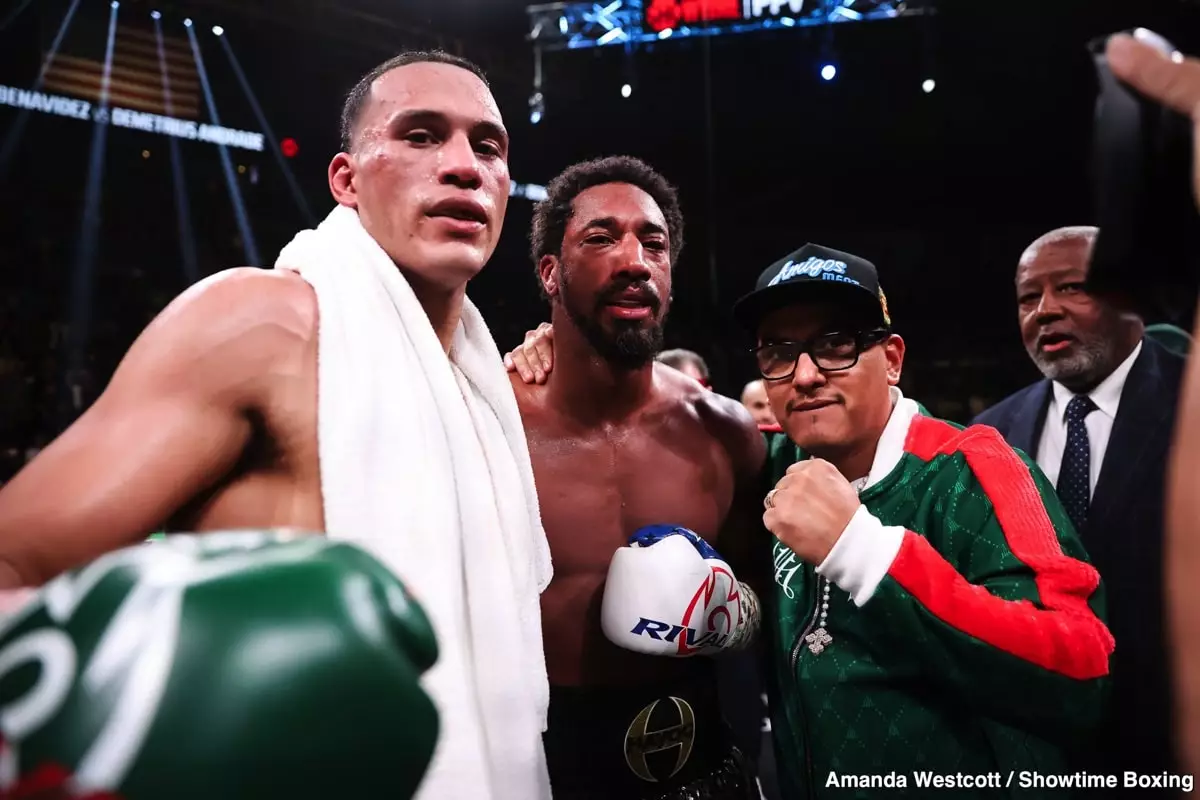 The Pressure on Canelo Alvarez to Fight David Benavidez