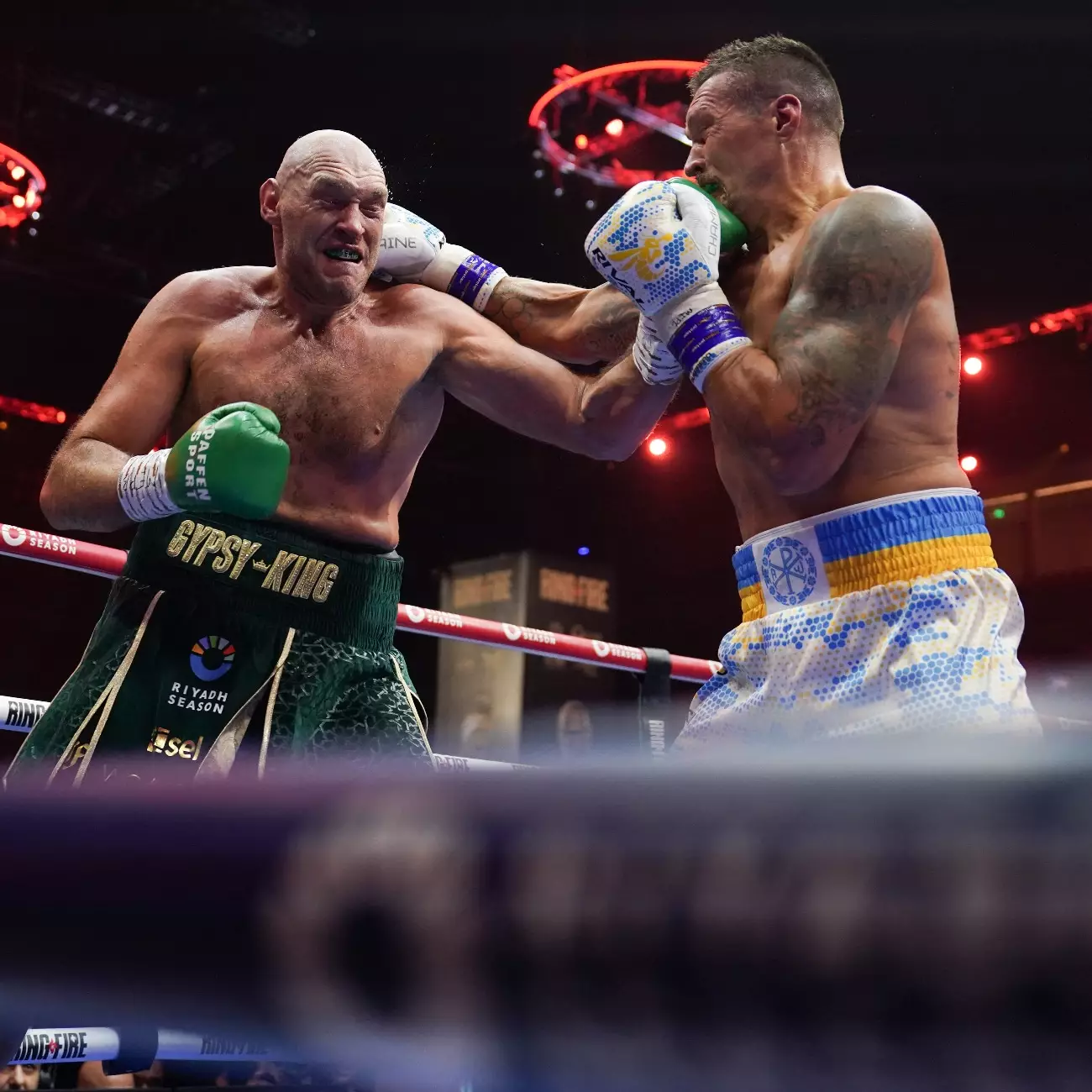 Usyk Defeats Fury in Riyadh: A Breakdown of the Fight