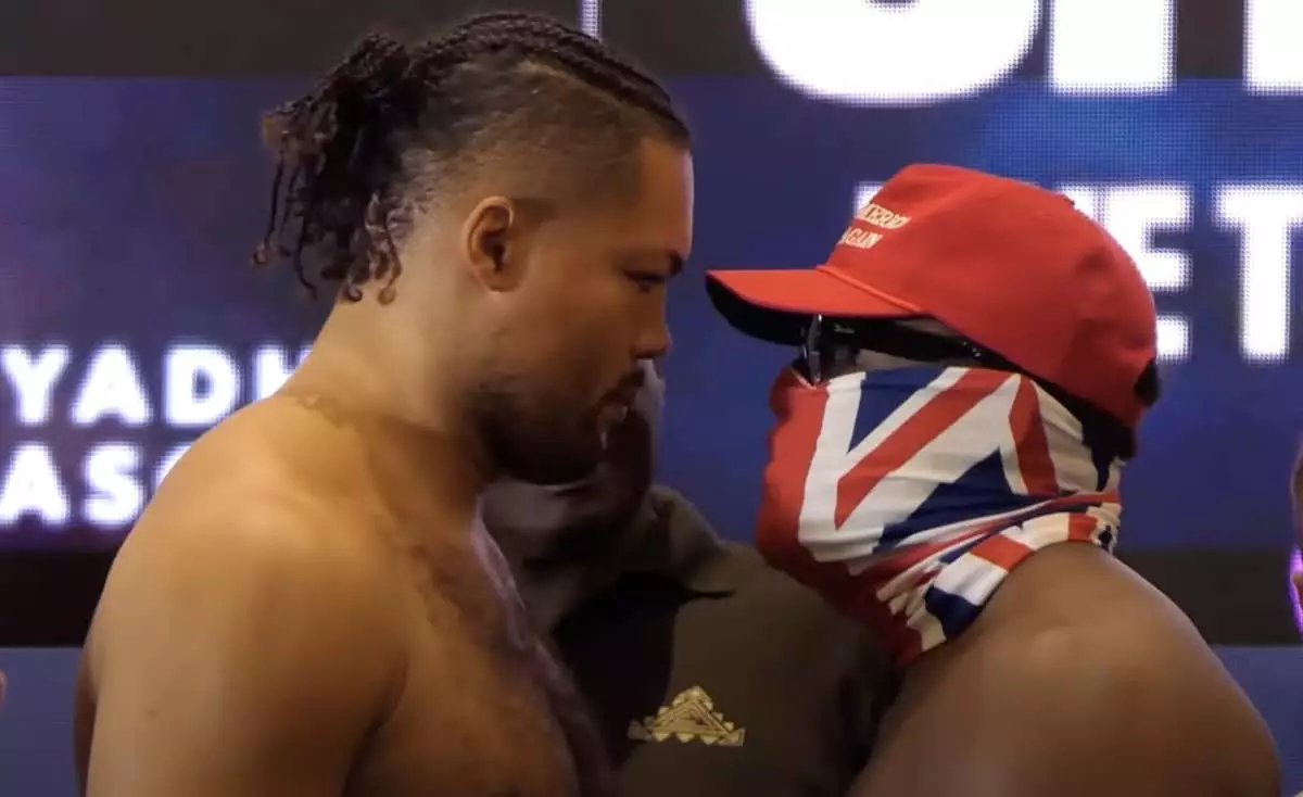 The Official Weigh-in Results: Joe Joyce vs. Derek Chisora