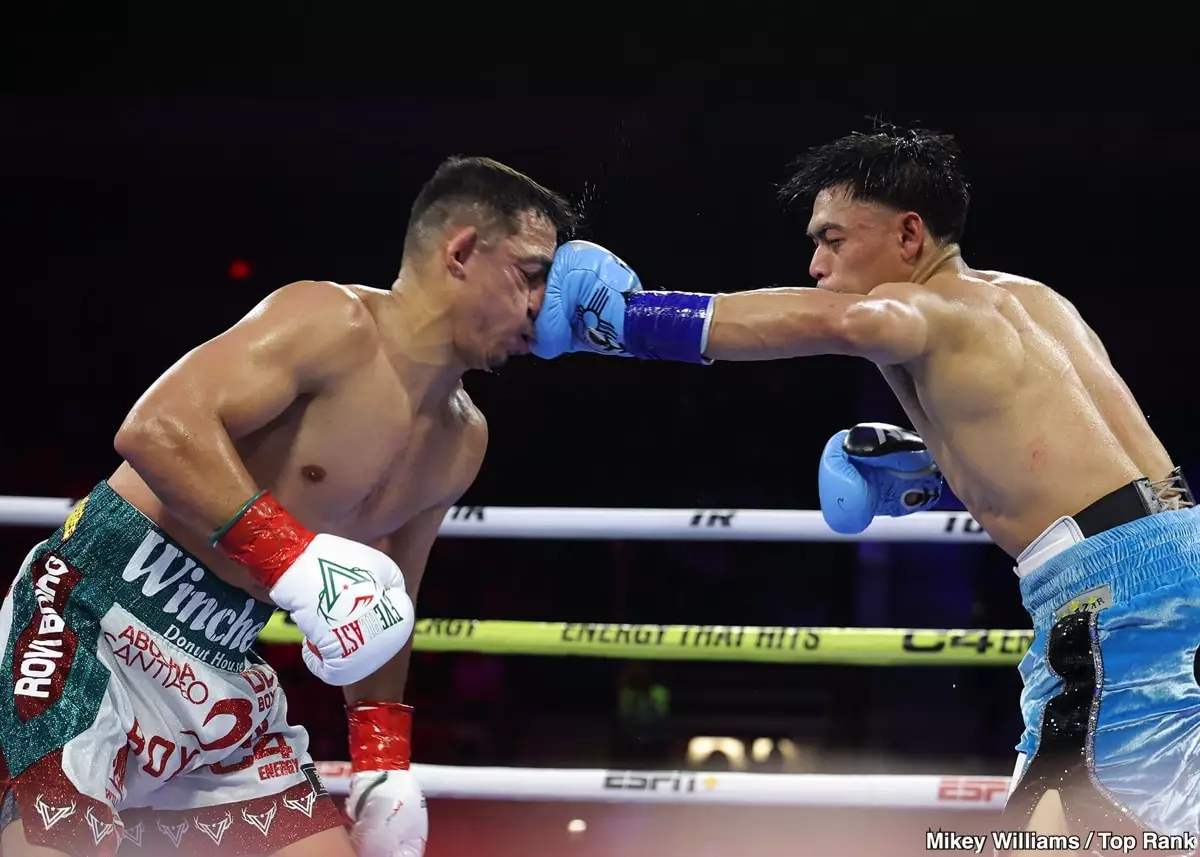 Angelo Leo Scores Impressive KO to Win IBF Featherweight Title