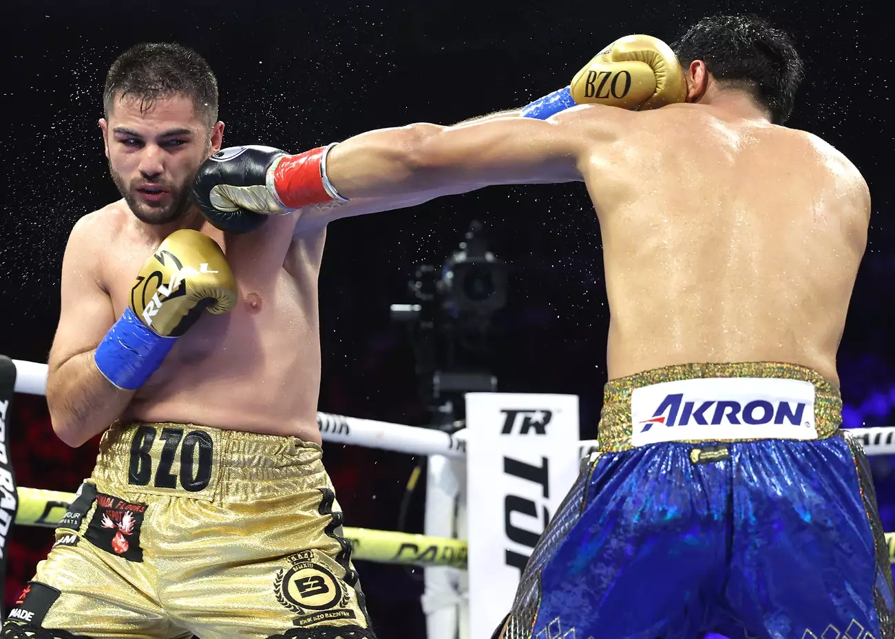 Jaime Munguia Emerges Victorious in A Hard-Fought Battle Against Erik Bazinyan