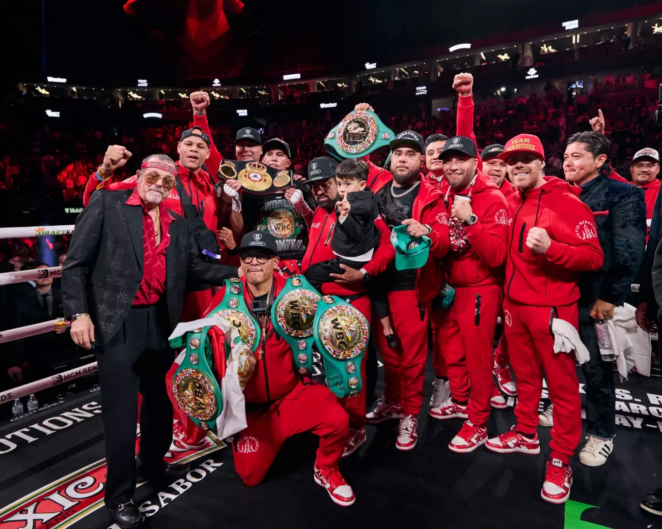 The Future of Light Heavyweight Boxing: Benavidez Eyes Vegas for Next Bout