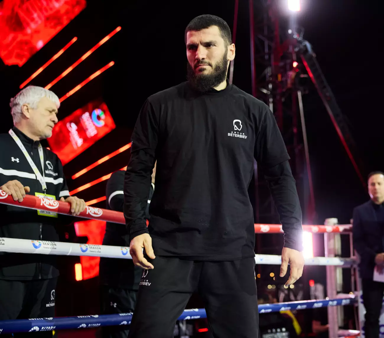 Anticipation Builds as Beterbiev and Bivol Gear Up for Highly Awaited Rematch