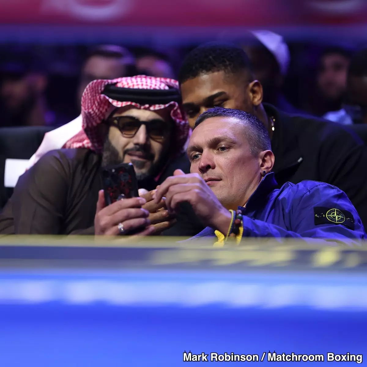 Unleashing Excitement: A Stellar Lineup for Boxing in November