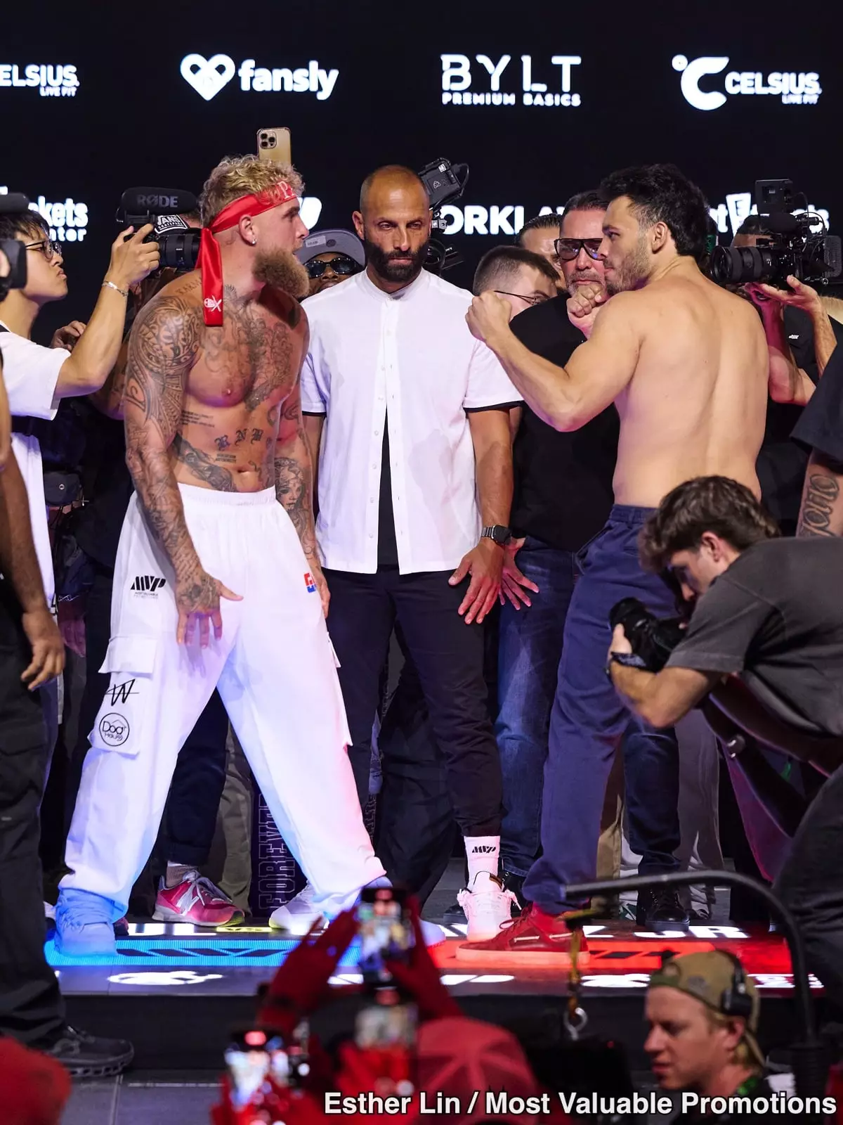 Jake Paul’s Controversial Cruiserweight Clash: A Night of Mixed Signals in Boxing