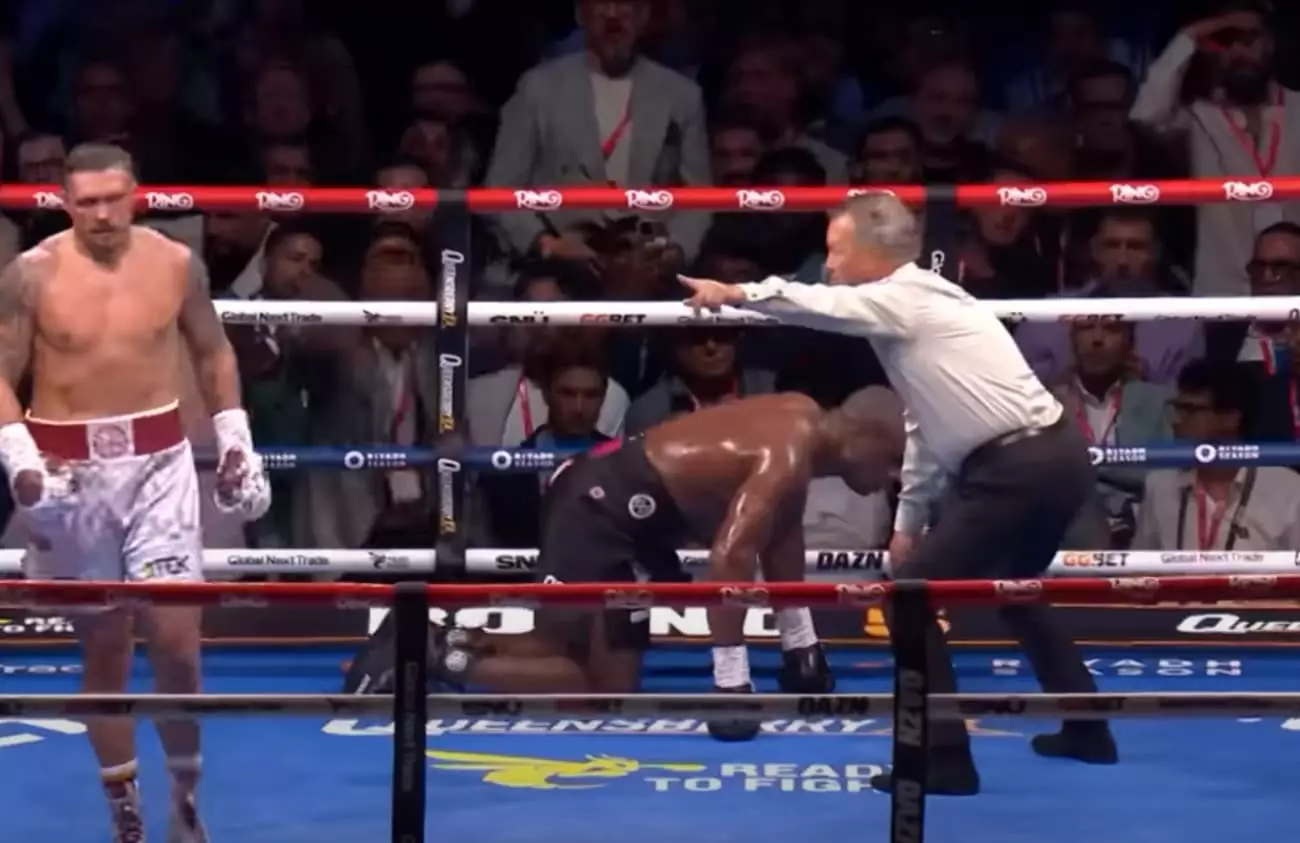 Unmasking the Myth of Quitting: A Critical Reflection on Perseverance in Boxing